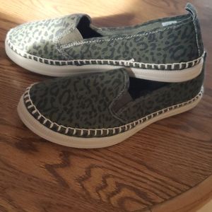 RocketDog Green Cheetah Print Slip Ons